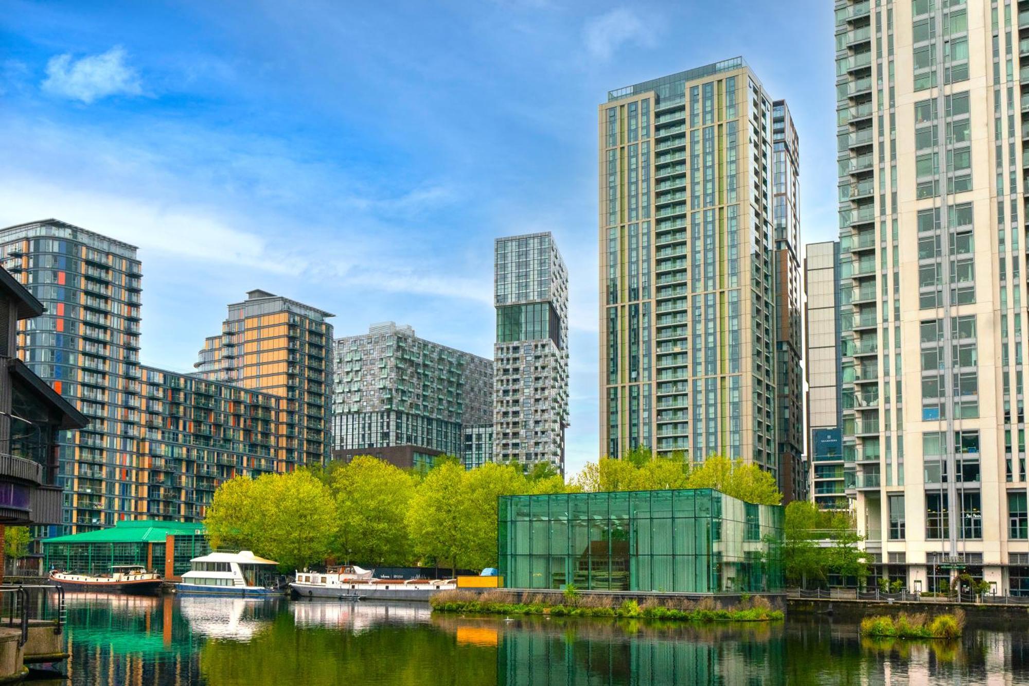 3bed 2bath With High Rise View Canary Wharf *