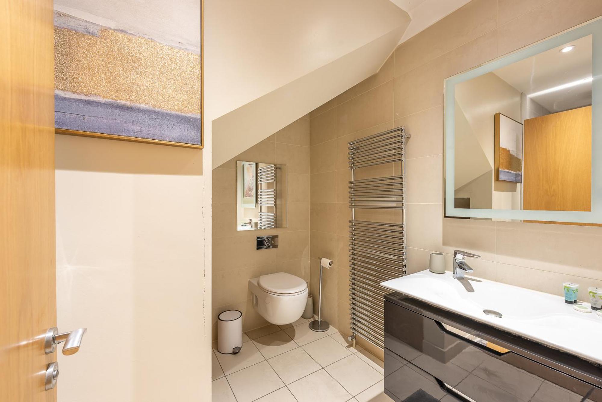 Moments From Hyde Park And Notting Hill, Free Luggage Storage And Washing Machine Dryer