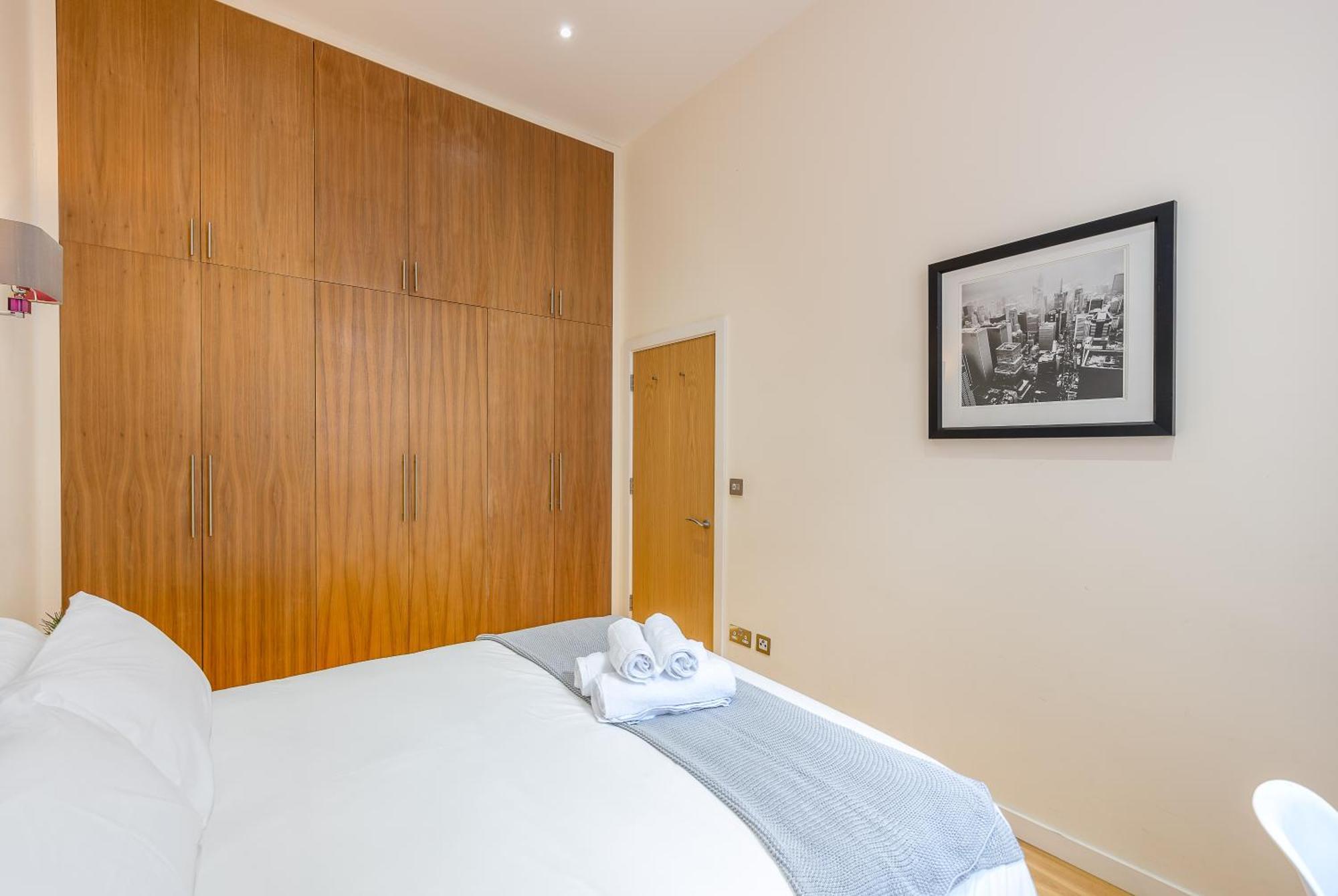 Apartment Moments From Hyde Park And Notting Hill, Free Luggage Storage And Washing Machine Dryer London
