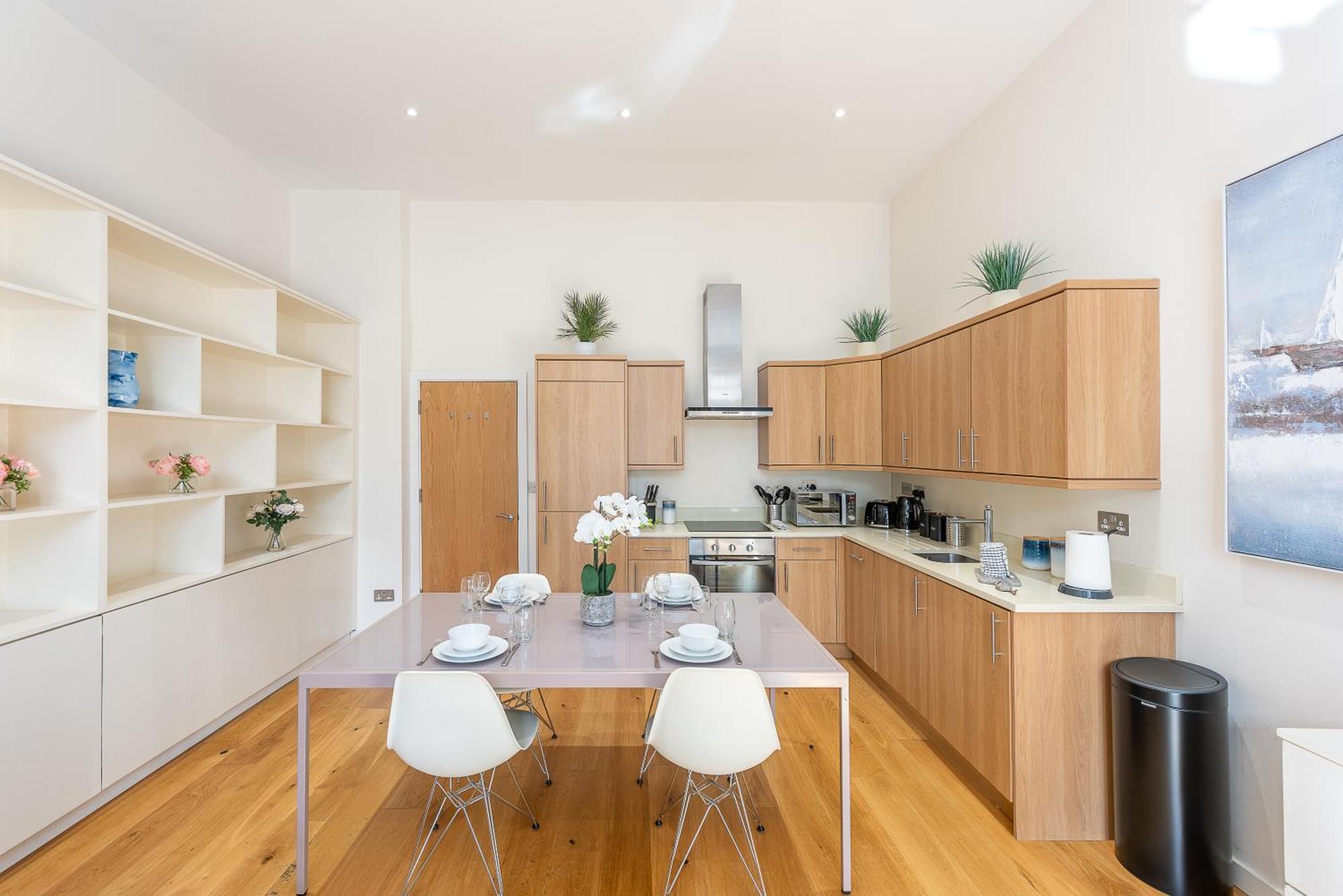 Moments From Hyde Park And Notting Hill, Free Luggage Storage And Washing Machine Dryer *