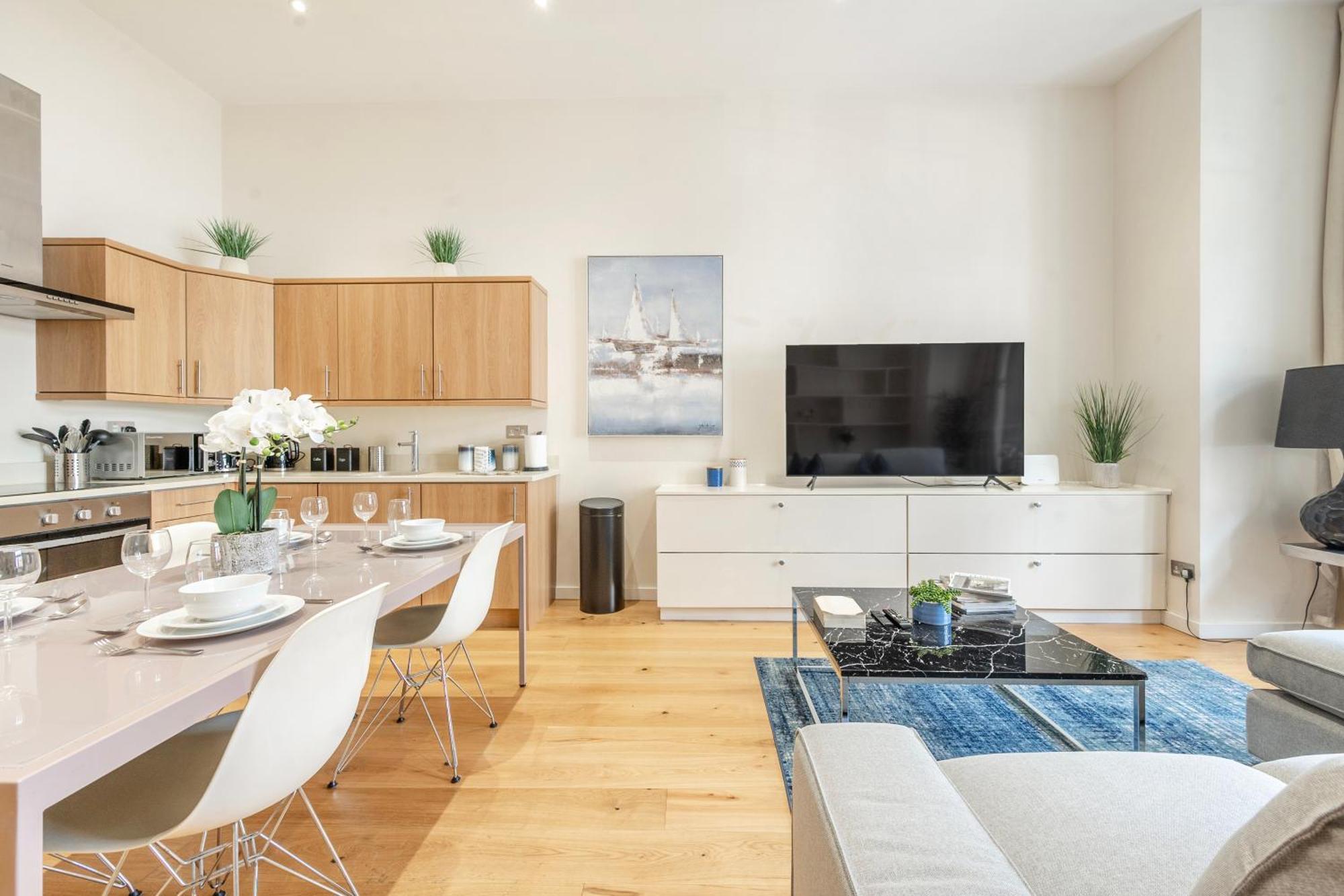 Moments From Hyde Park And Notting Hill, Free Luggage Storage And Washing Machine Dryer * London
