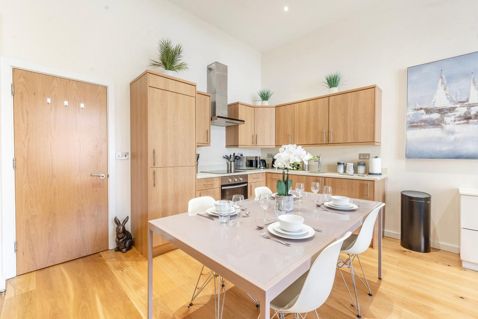 Apartment Moments From Hyde Park And Notting Hill, Free Luggage Storage And Washing Machine Dryer London