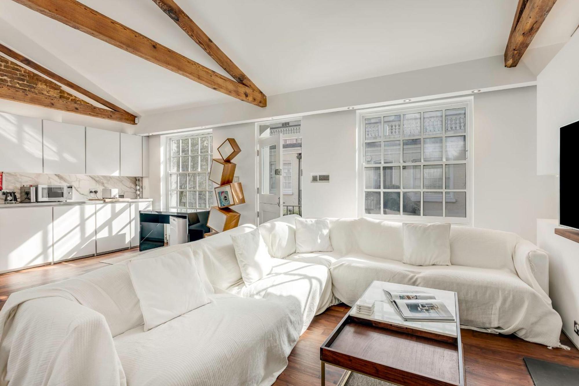 Luxury Loft-style Mews House Holiday home *