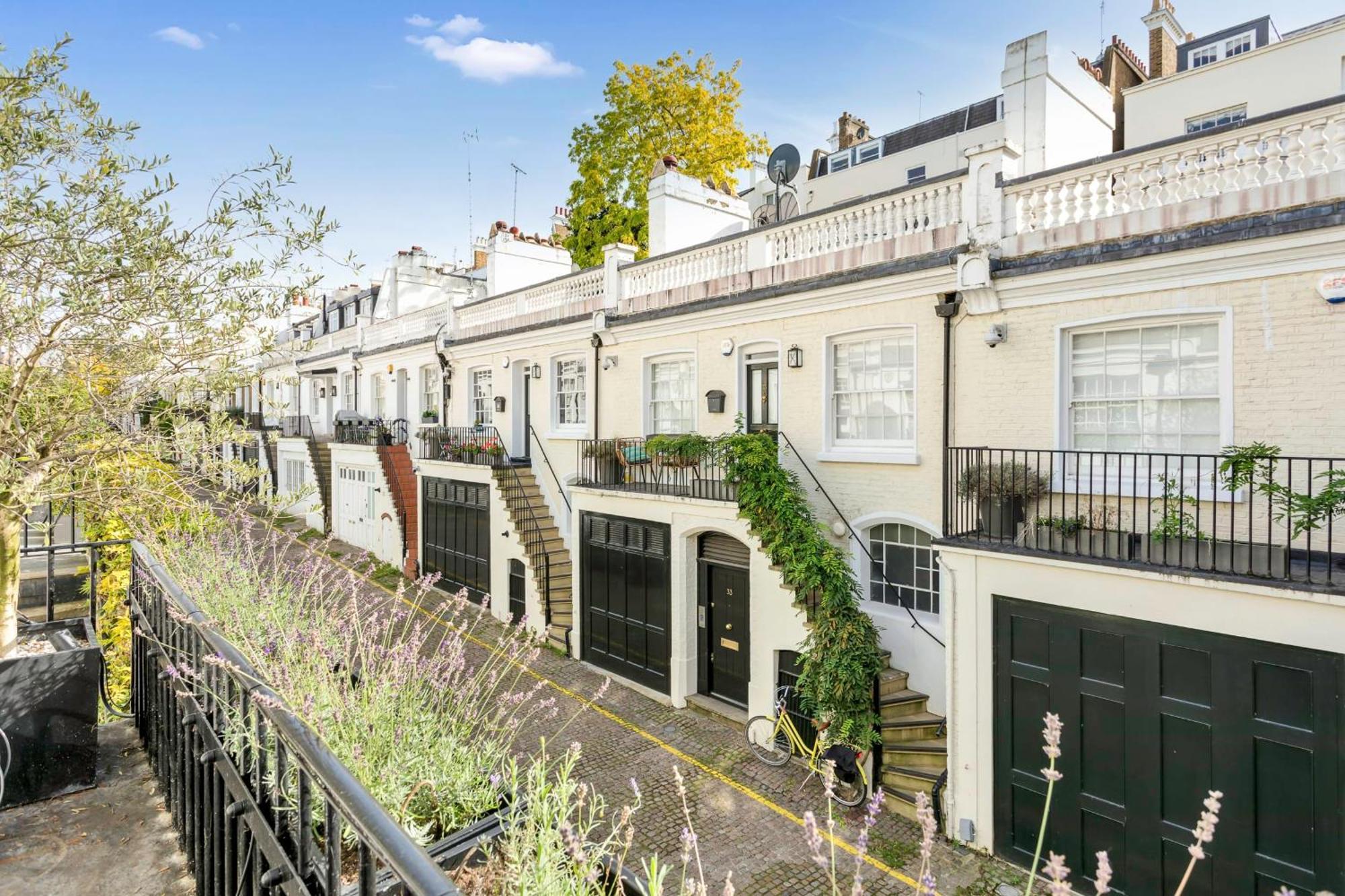 Luxury Loft-style Mews House Holiday home *
