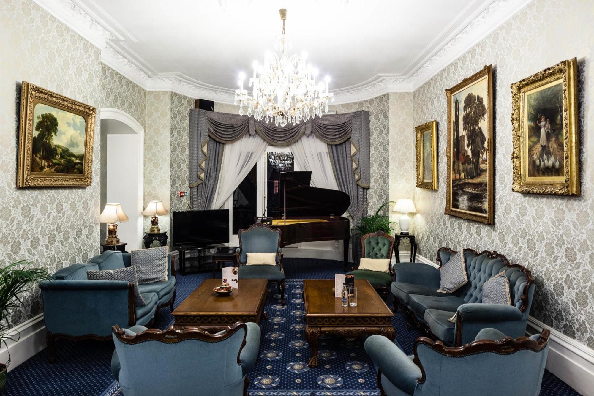 Western Swiss Hotel London