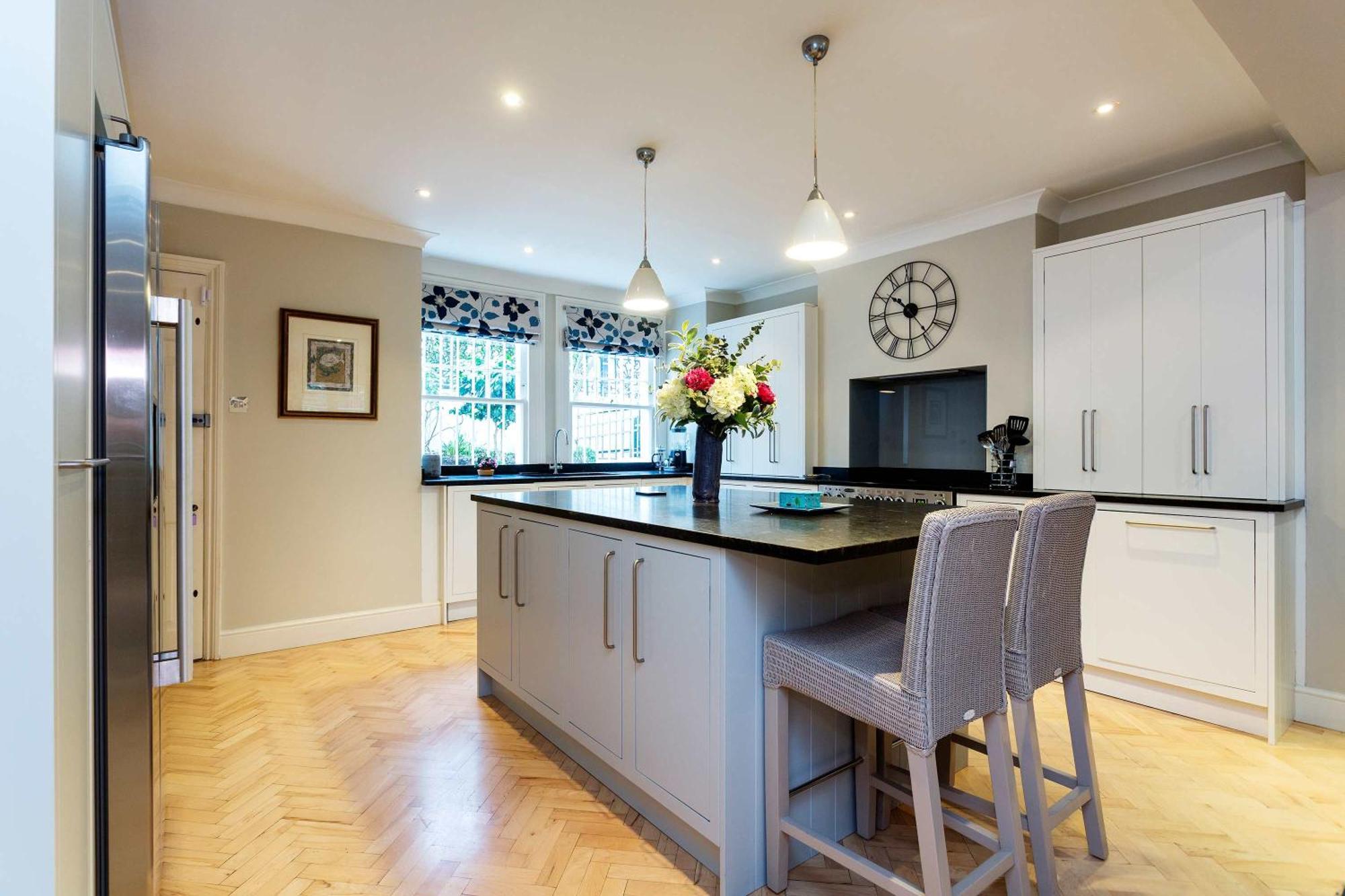 Veeve - Comfort In Kensington London