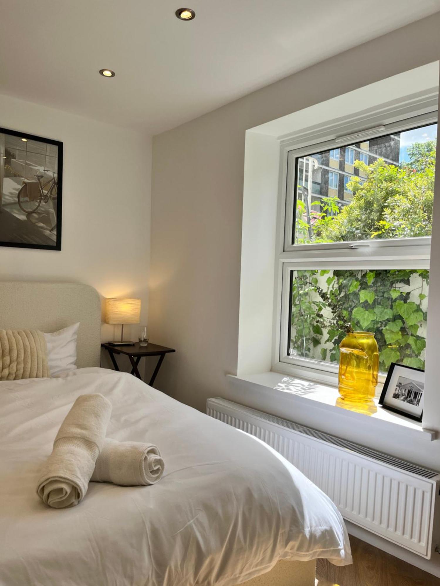 Cozy And Peaceful Apartment With Terrace In Hackney Leilighet *