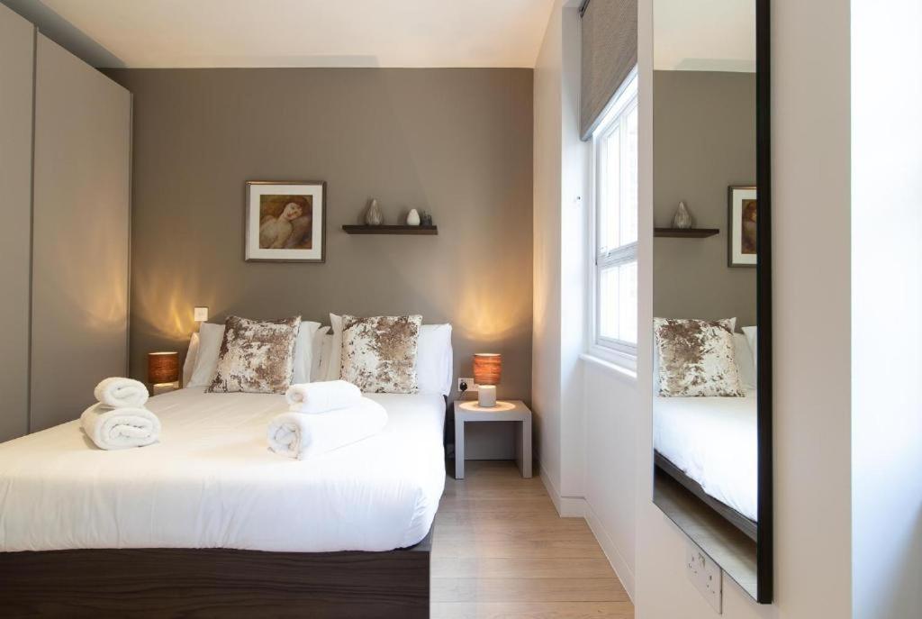 Wells Court By Aeria * Londen