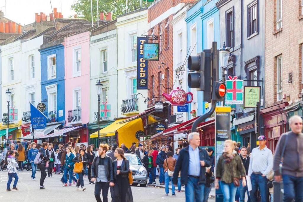 Eclectic Family In The Heart Of Notting Hill