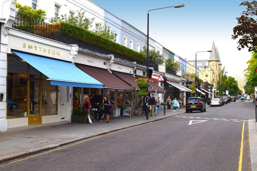 Eclectic Family In The Heart Of Notting Hill *