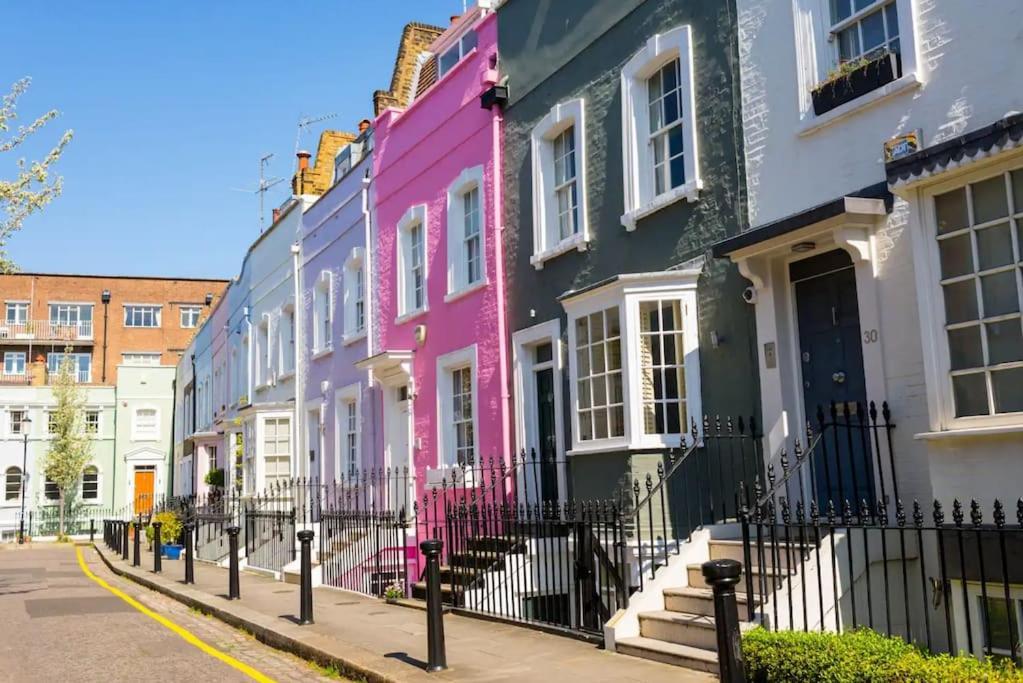 Eclectic Family In The Heart Of Notting Hill London