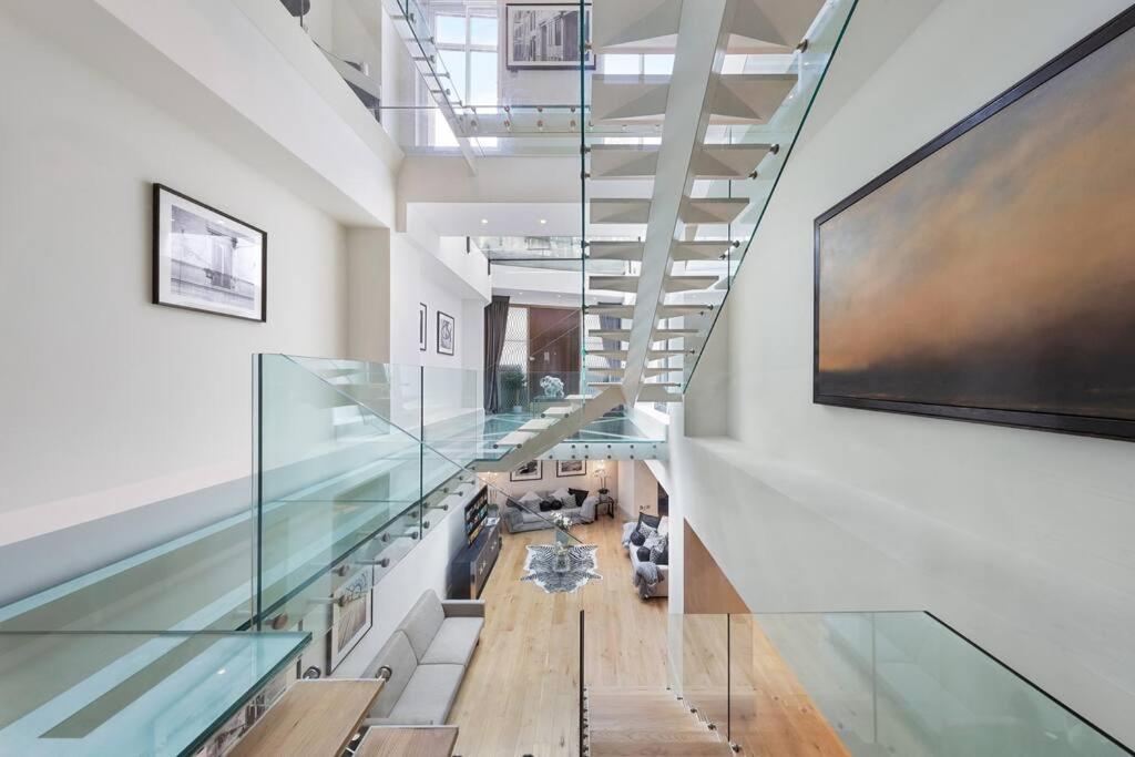 Park Lane Palace- Luxury Sleeps 10 Apartment *