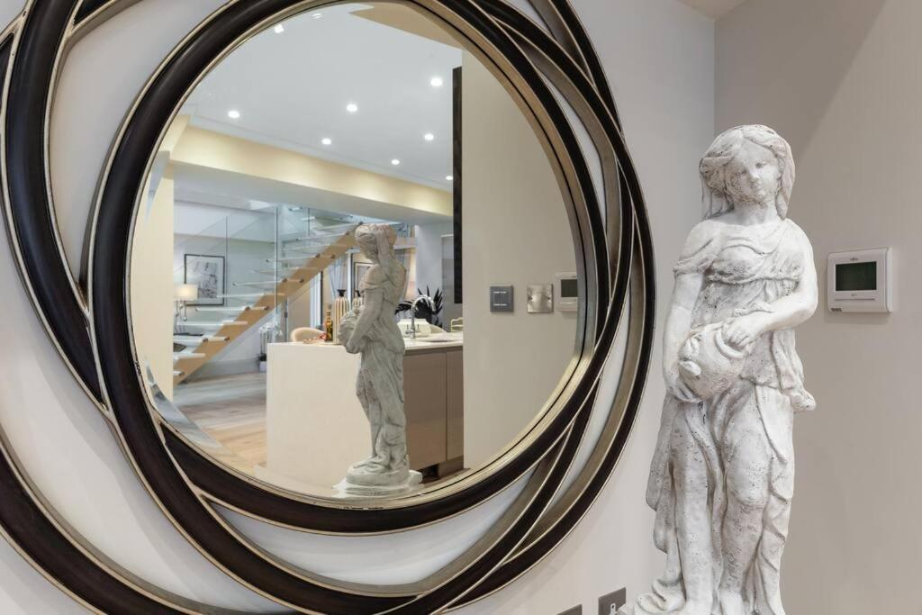 Park Lane Palace- Luxury Sleeps 10 London