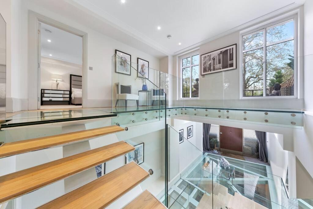 Park Lane Palace- Luxury Sleeps 10 Apartment London