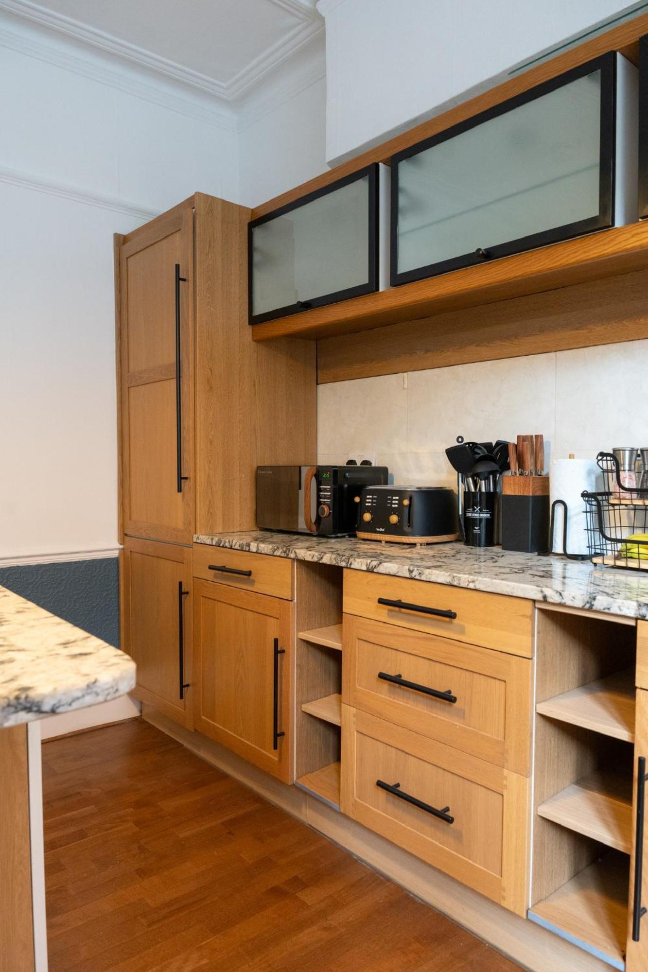 Chiswick 4 Bed Victorian Townhouse Minutes To Tube * London