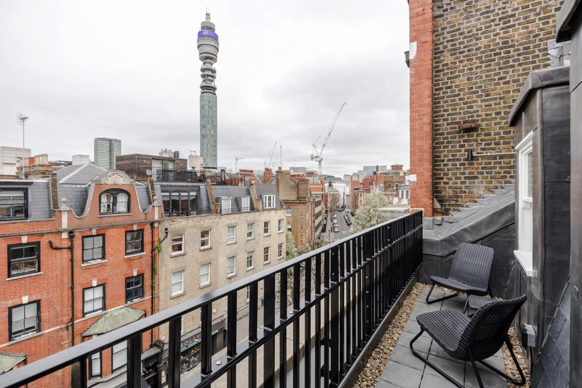 Soul In The - Fitzrovia - By Frankie Says Apartamento *