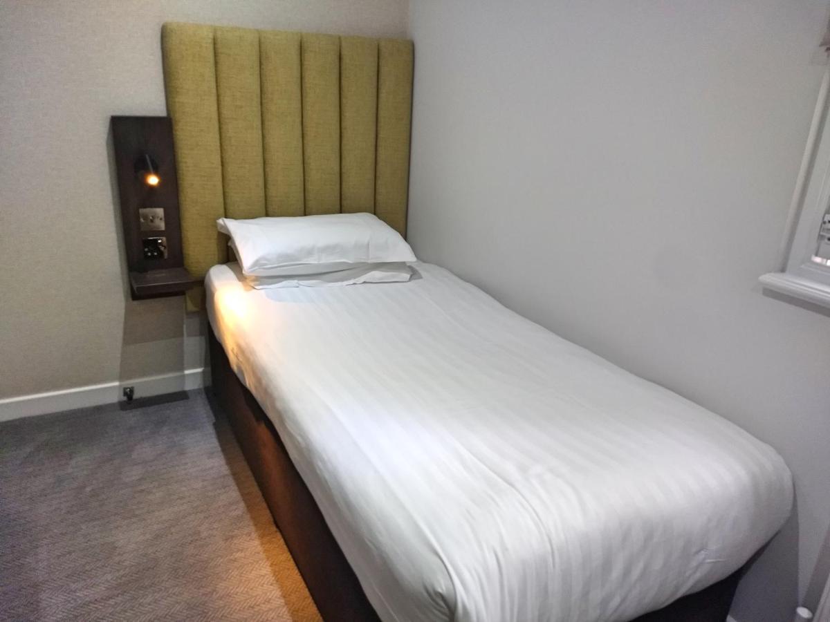 Hotel Garden Court