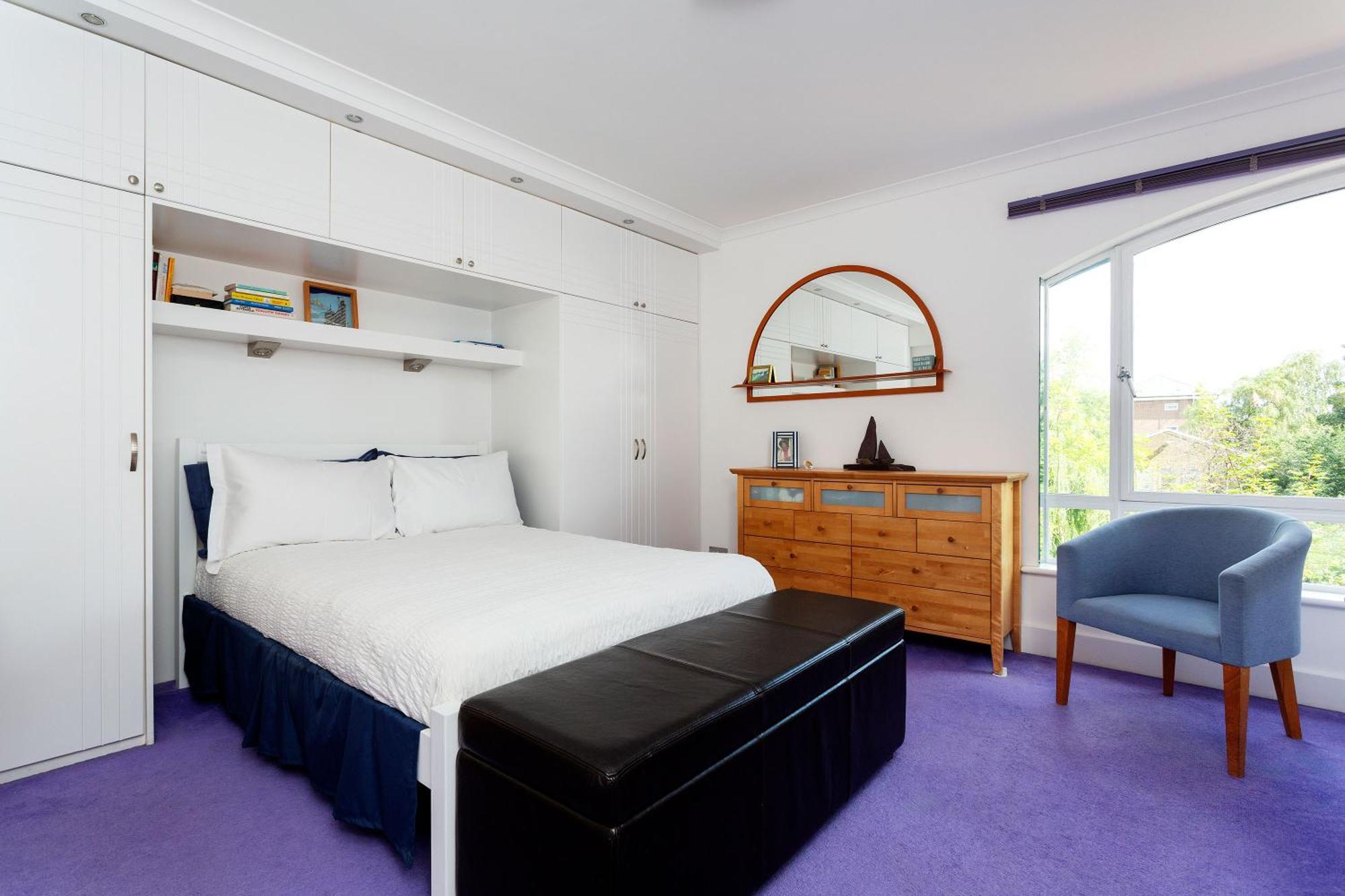 Veeve - Canalside Comfort Apartment *