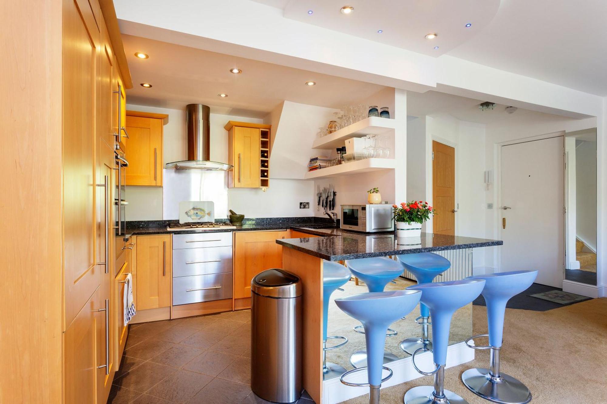 Veeve - Canalside Comfort Apartment London