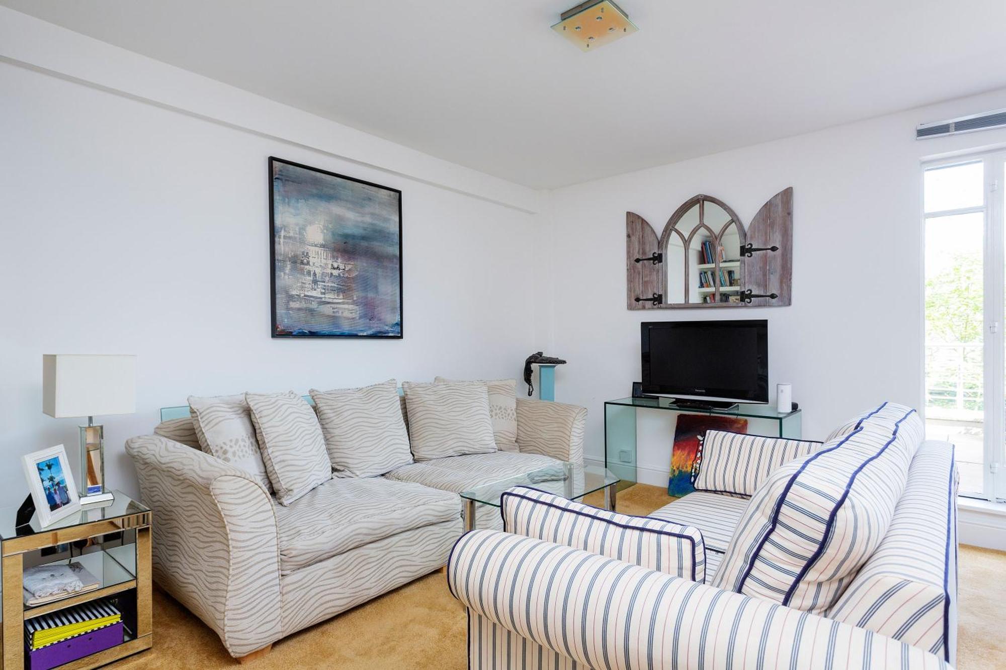 Veeve - Canalside Comfort London