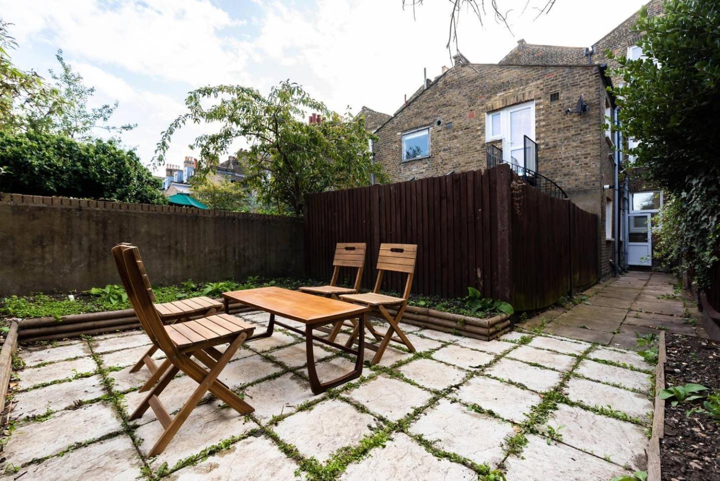 Leilighet Lovely 2 Bedroom Garden Flat In *