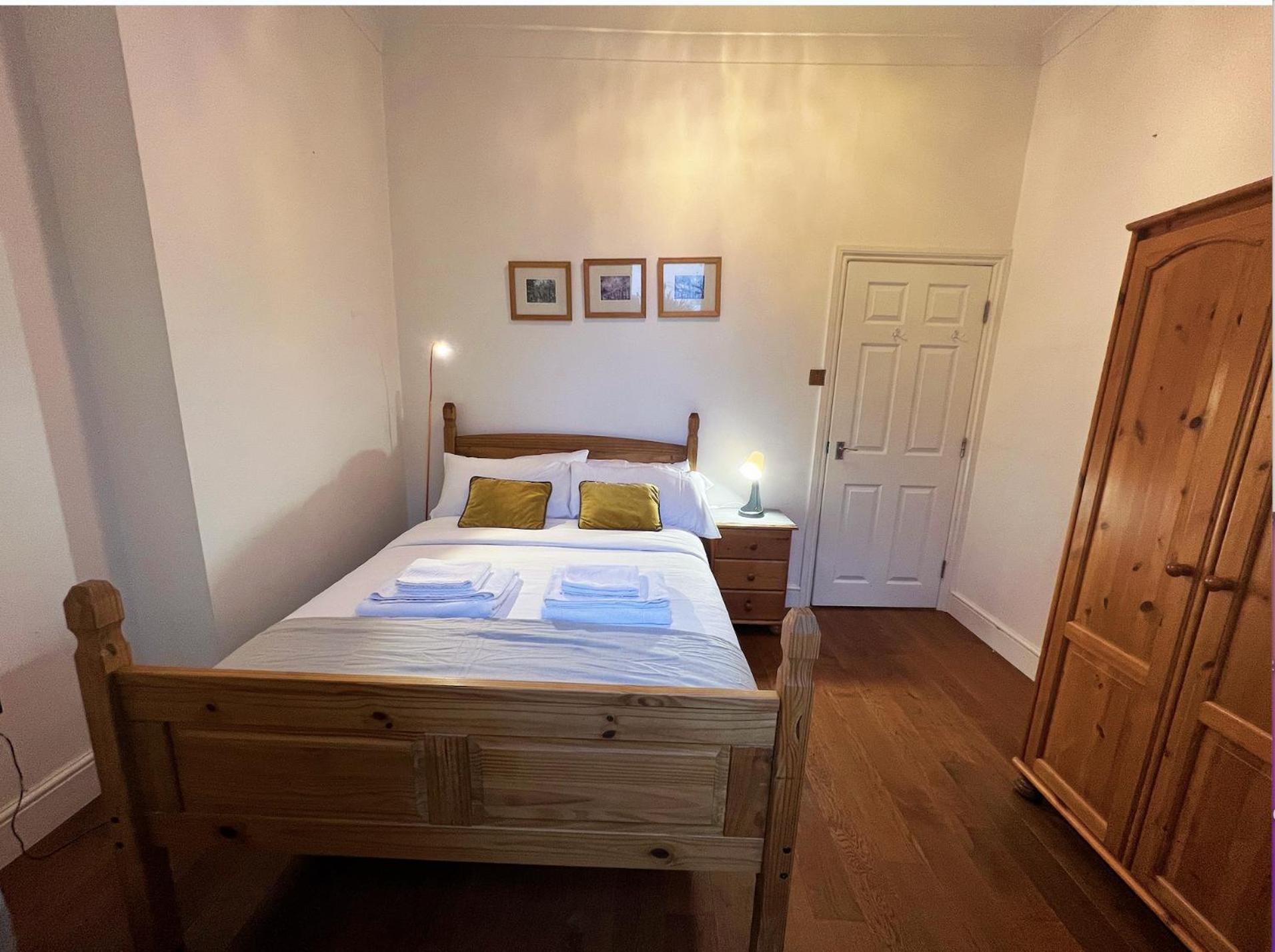 Lovely 2 Bedroom Garden Flat In Leilighet London