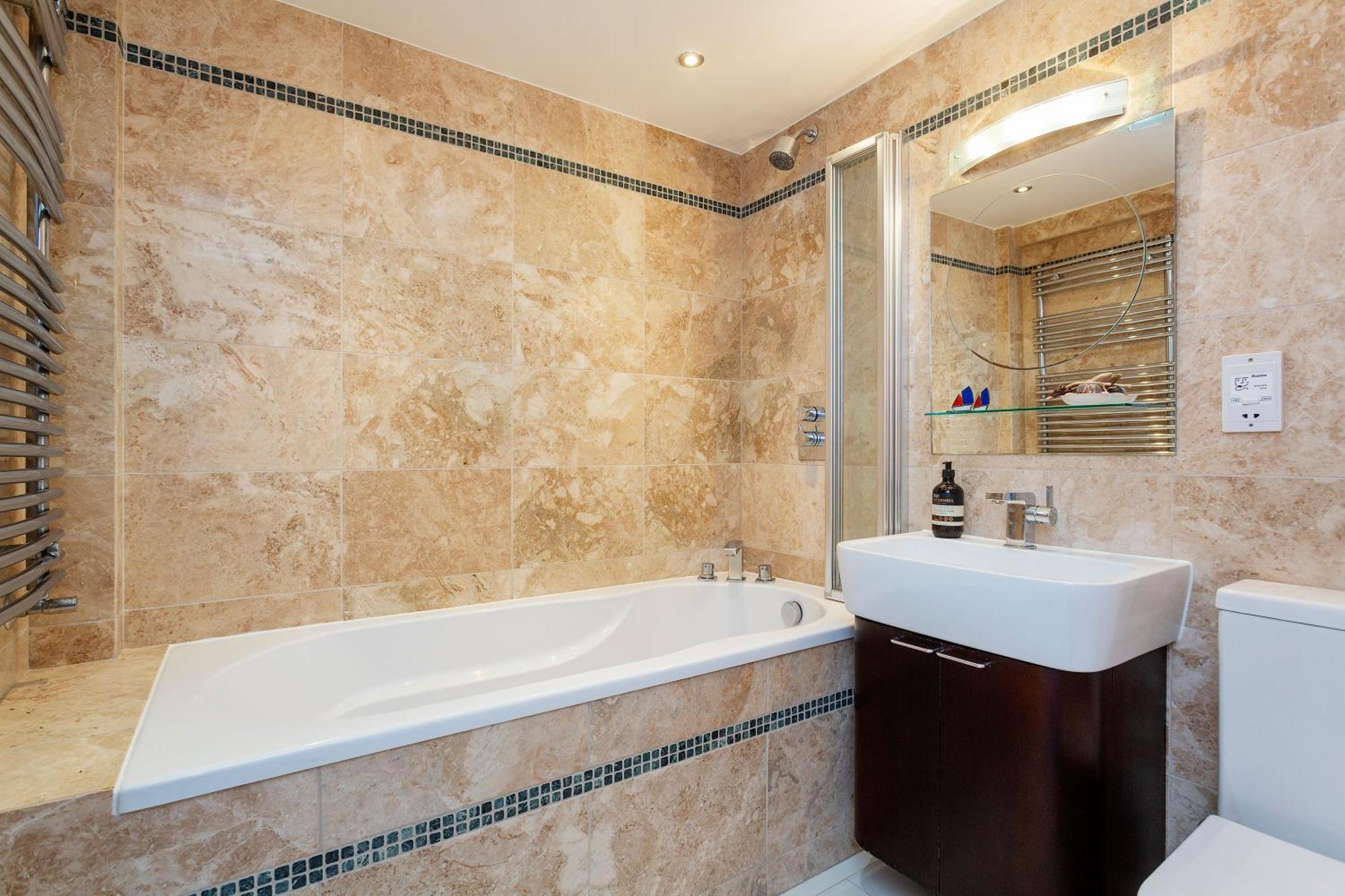 Apartment Veeve - Canalside Comfort