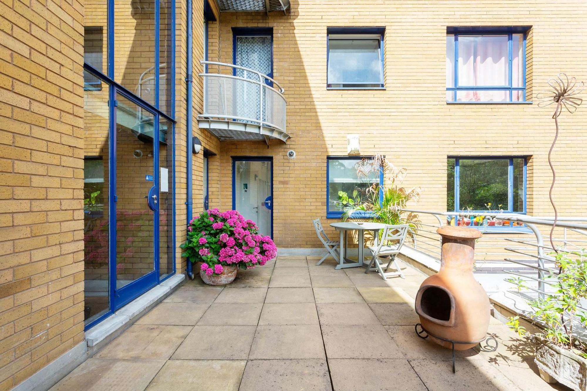 Veeve - Canalside Comfort Apartment London