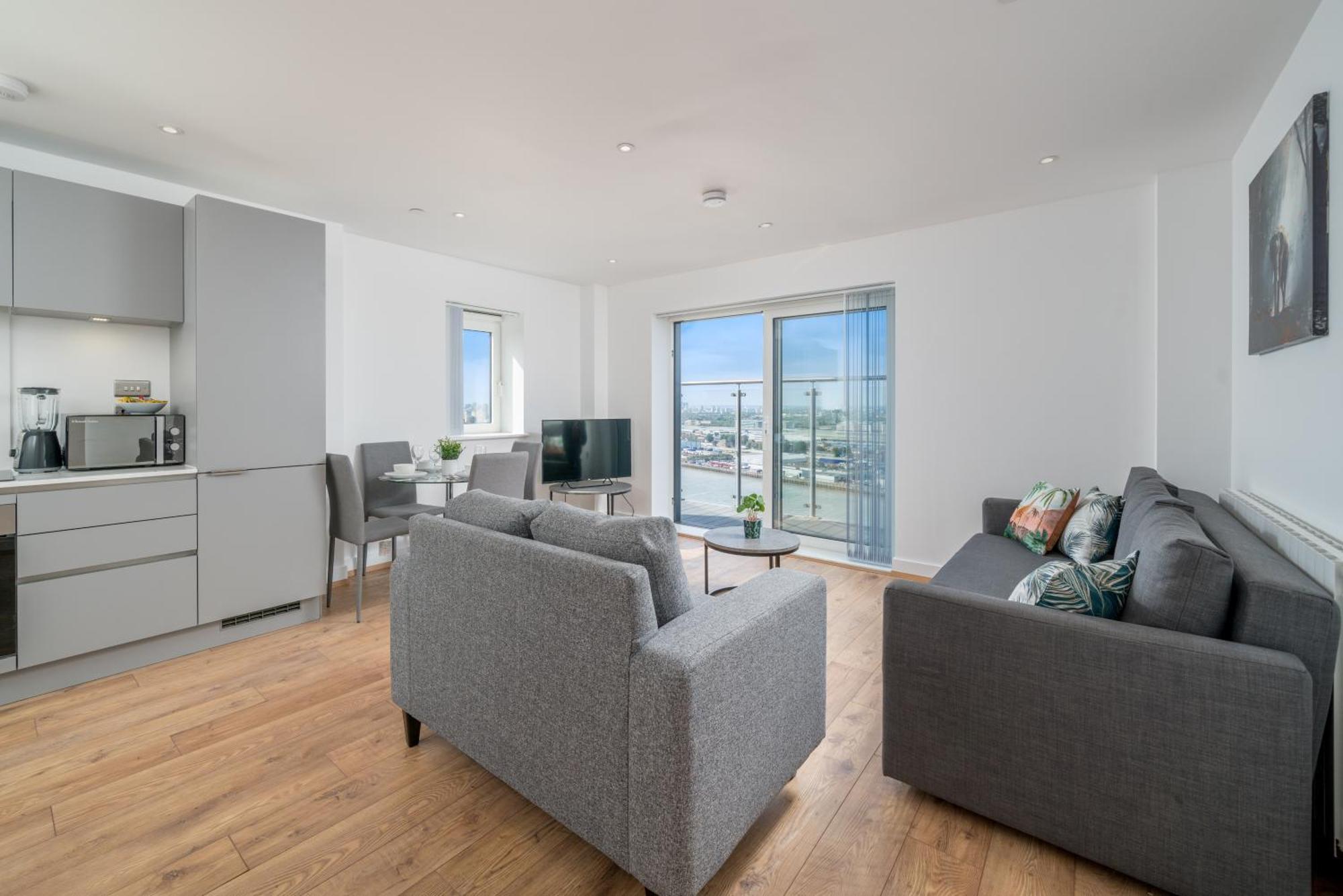 Skyvillion - River Thames Floor By Woolwich Ferry, Mins To Excel, O2 Arena , Airport With Parking * London