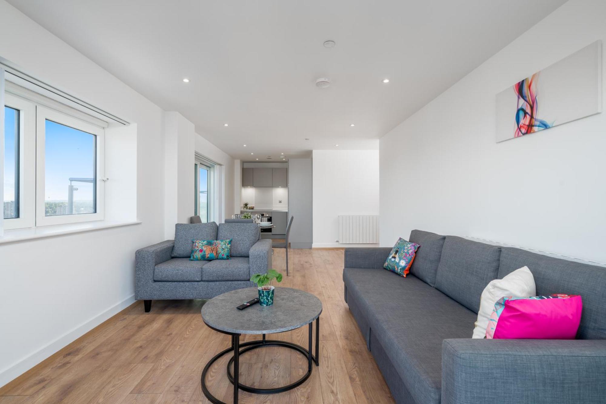 Skyvillion - River Thames Floor By Woolwich Ferry, Mins To Excel, O2 Arena , Airport With Parking * London