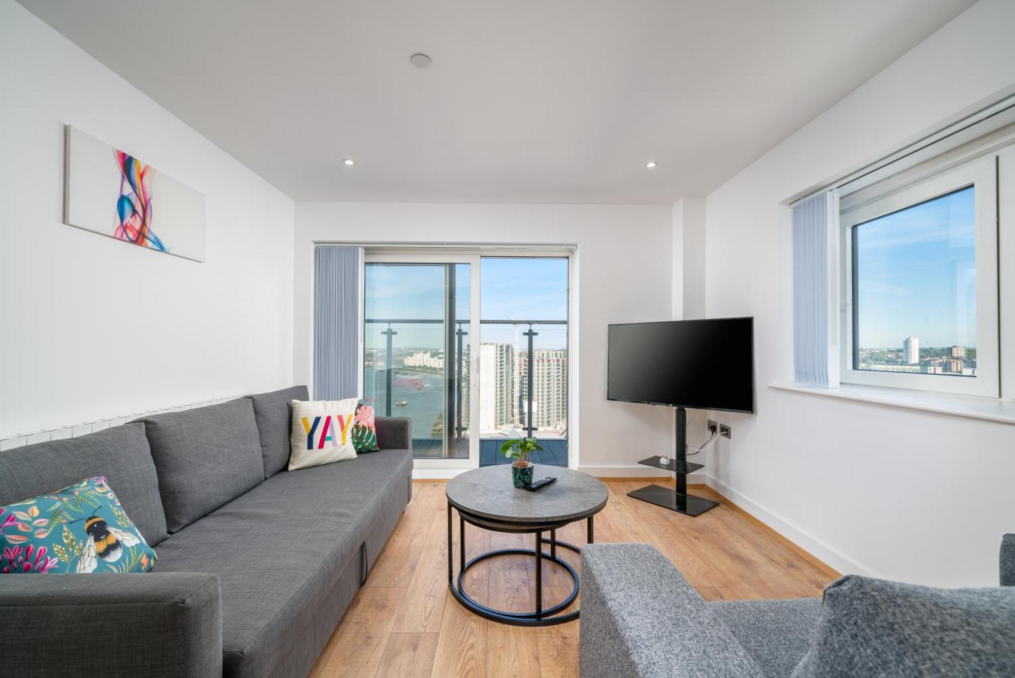 Skyvillion - River Thames Floor By Woolwich Ferry, Mins To Excel, O2 Arena , Airport With Parking * London
