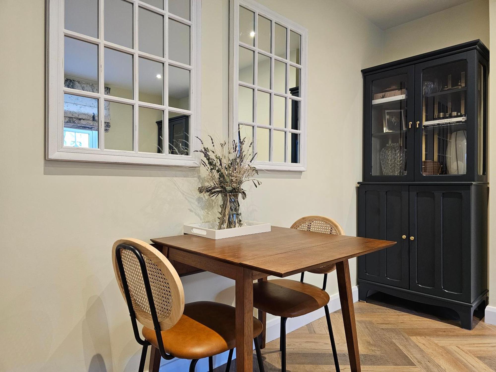 Leilighet Spacious & Renovated 1-bed Garden Flat In *