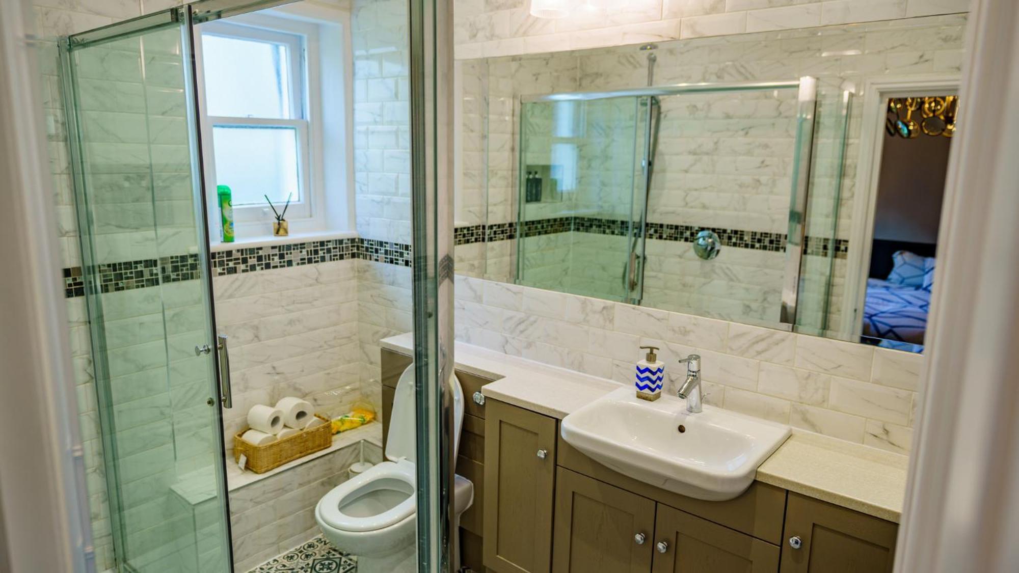 Stylish One Bedroom Flat In Kensingston Apartment