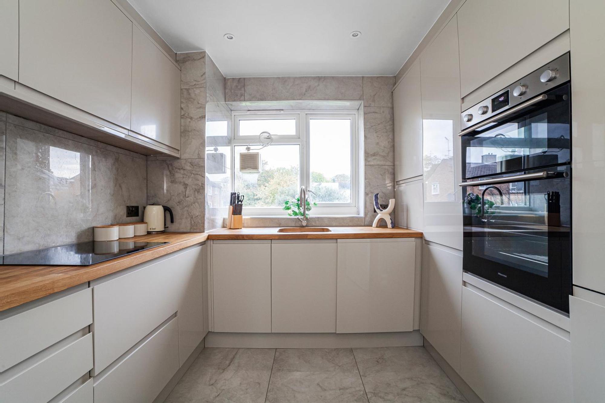 The Acton Luxury Premium Apartment *