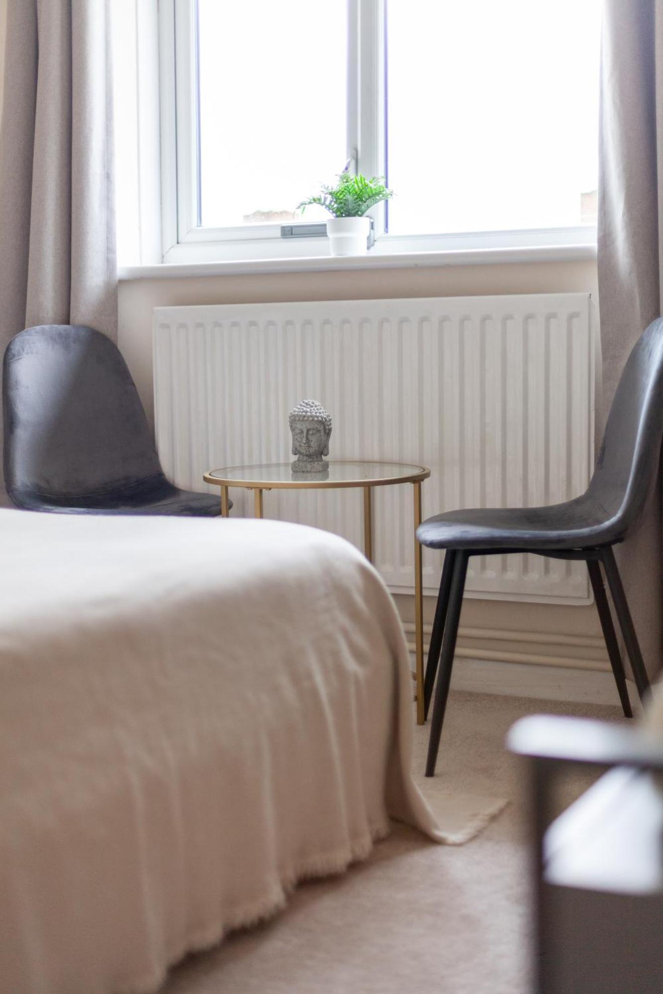 The Acton Luxury Premium Apartment *