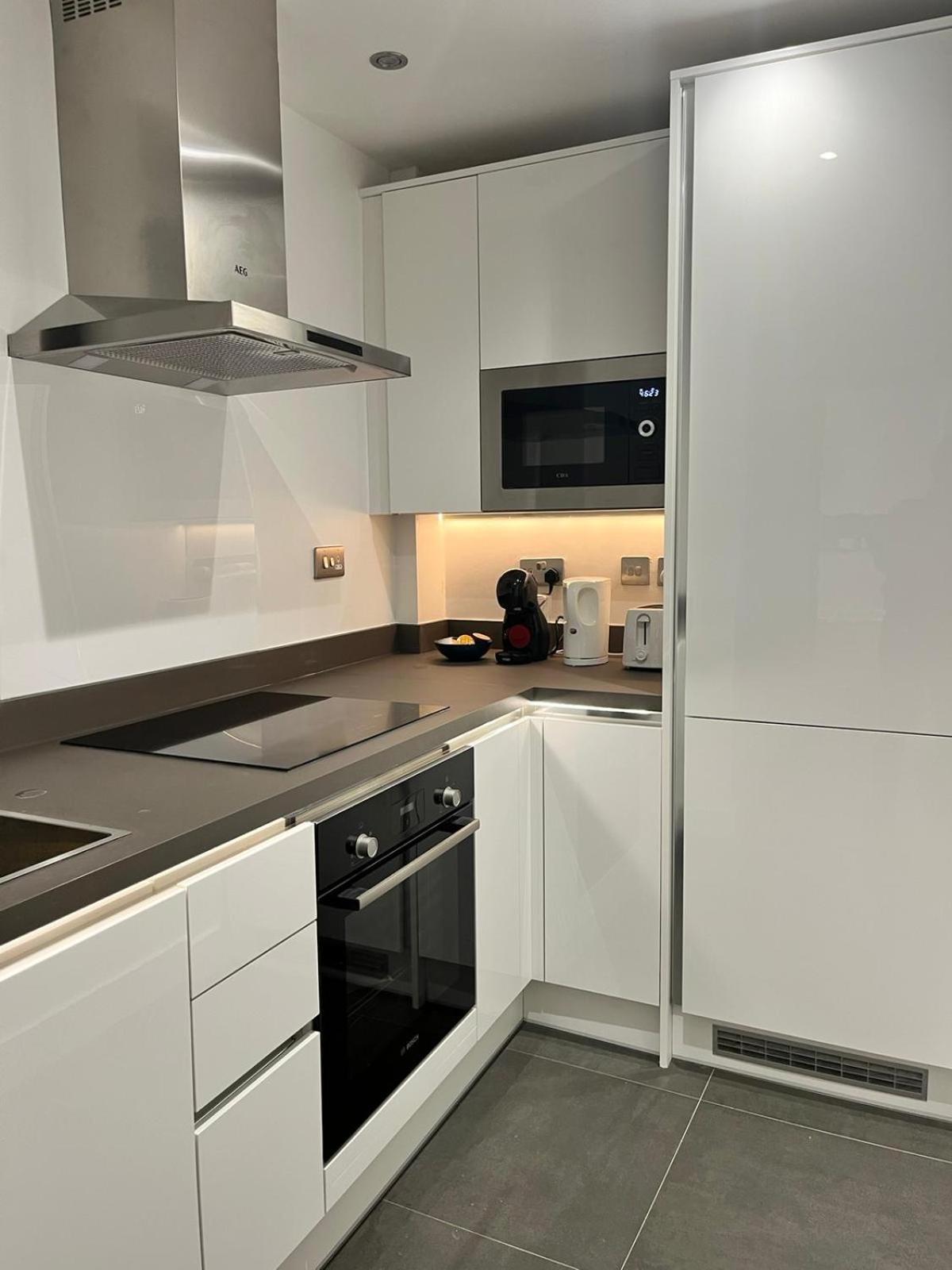 Cozy And Peaceful With Terrace In Hackney * Londres