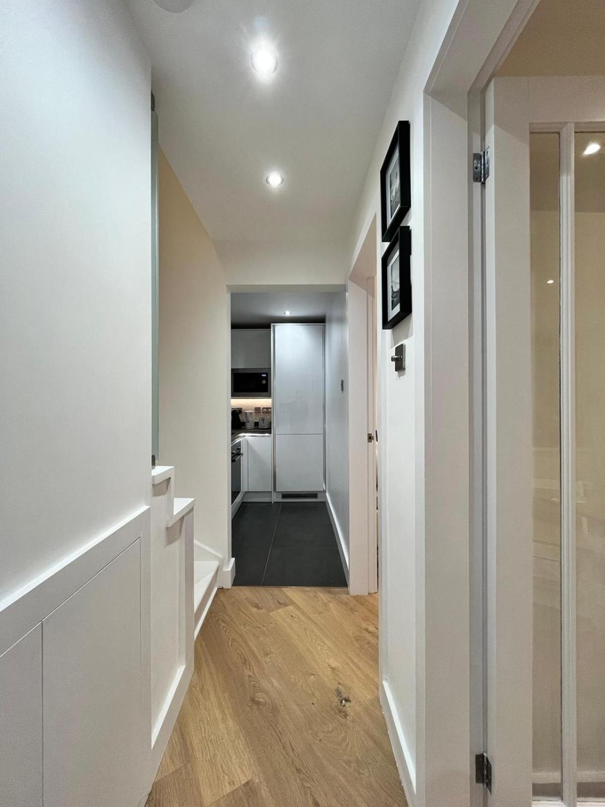 Cozy And Peaceful With Terrace In Hackney