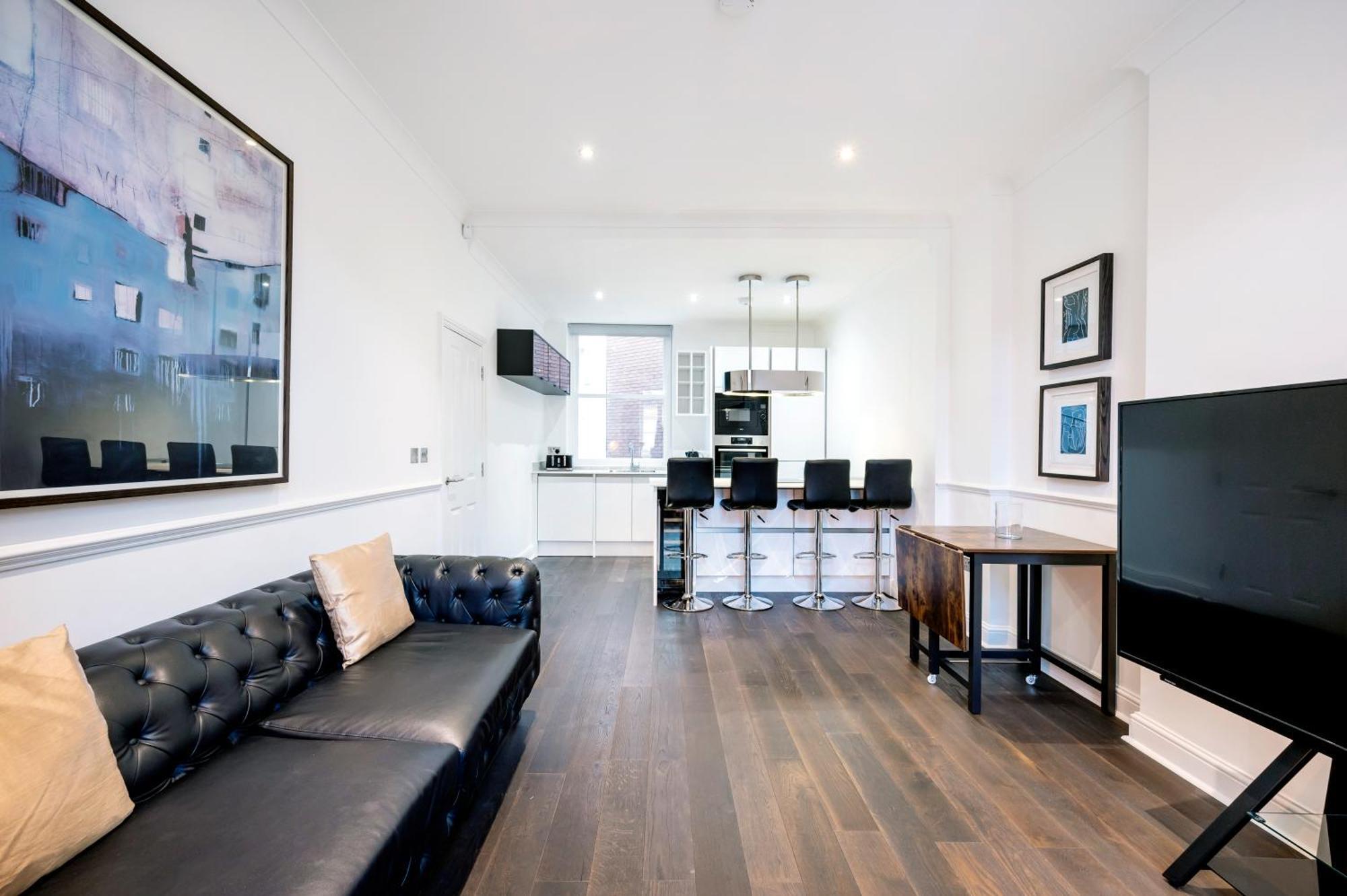 High End Two Bedroom Apartment, Covent Garden Apartment *