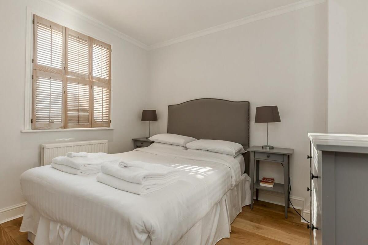 Stunning 3br With Terrace In Knightsbridge * London