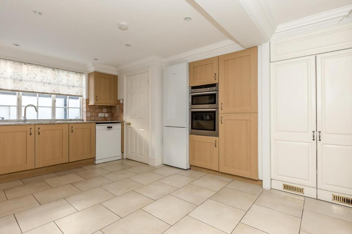 Holiday home Stunning 3br With Terrace In Knightsbridge London