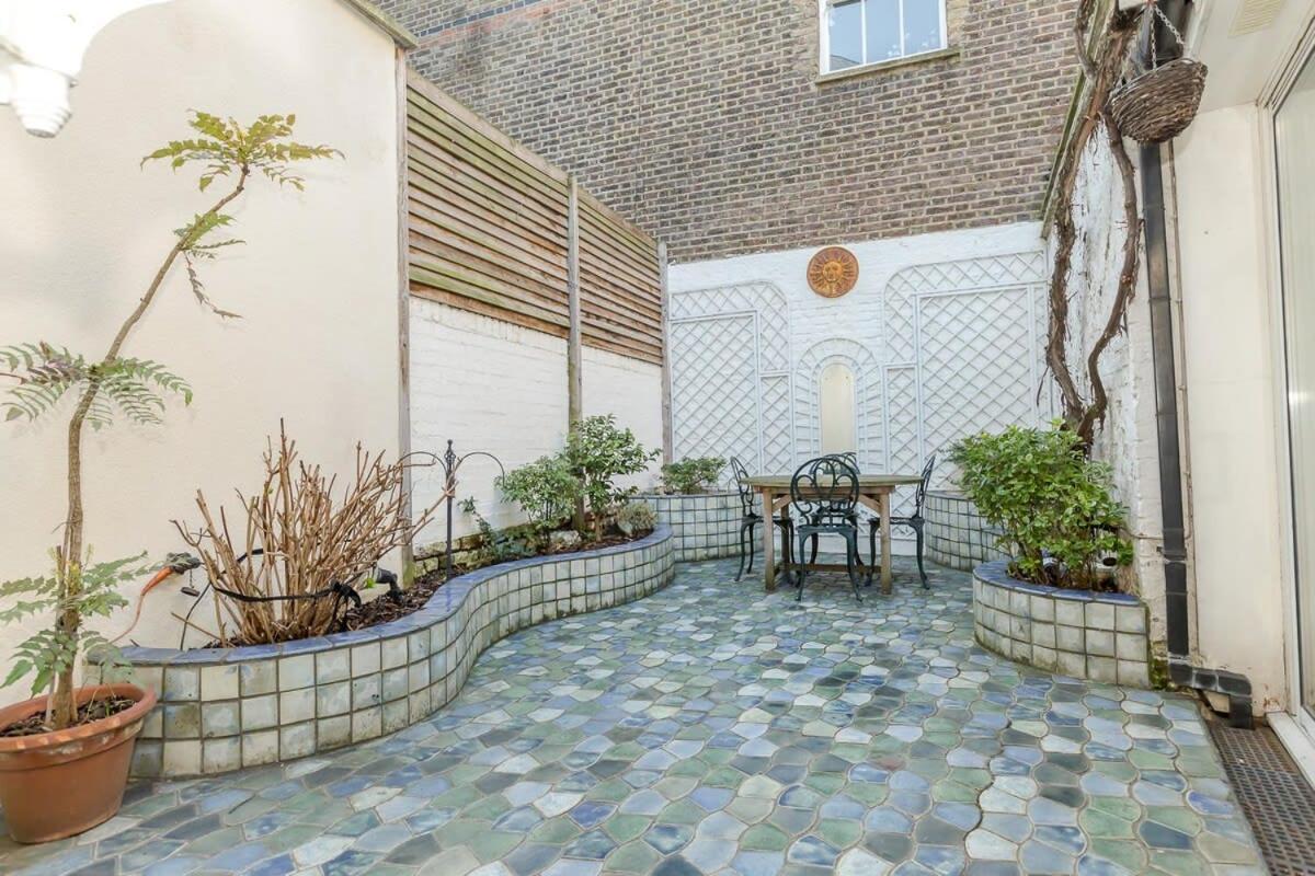 Holiday home Stunning 3br With Terrace In Knightsbridge *