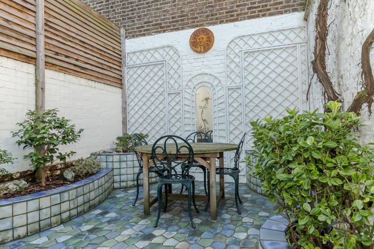 Stunning 3br With Terrace In Knightsbridge * London