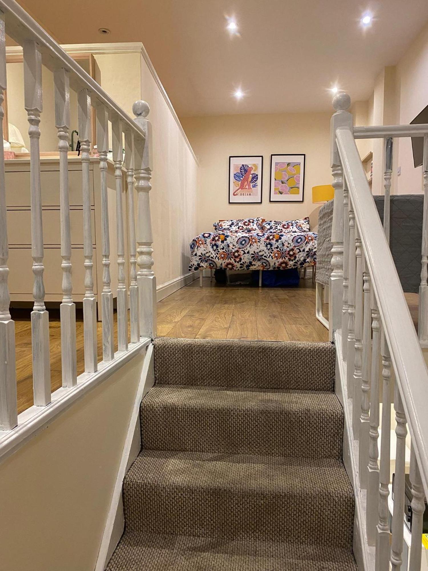Two-level Hoxton *