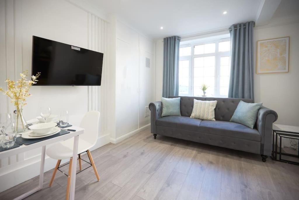 Butterbridge Apartment
