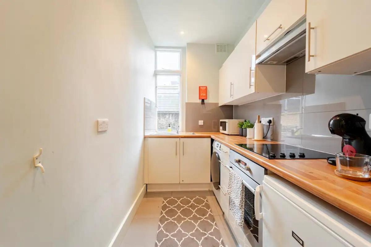 Apartment Crawford Street Studio, By The Design Traveller *