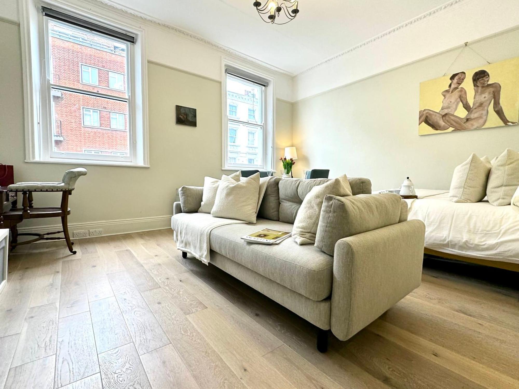 Crawford Street Studio, By The Design Traveller * London