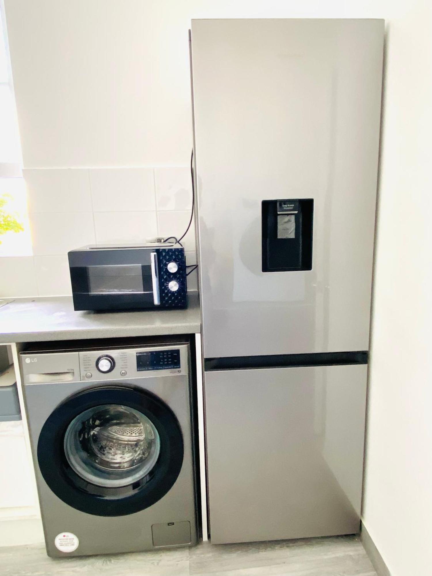 Apartment Luxury Morden 4 Bedroom Flats Which Will Make Unforgettable *