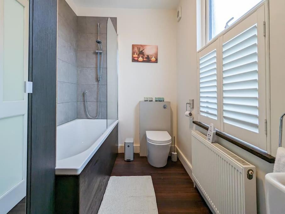 Apartment Charming 3br In Trendy Tottenham Neighborhood *