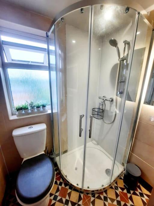 Leilighet Alross Flat / Private Bathroom