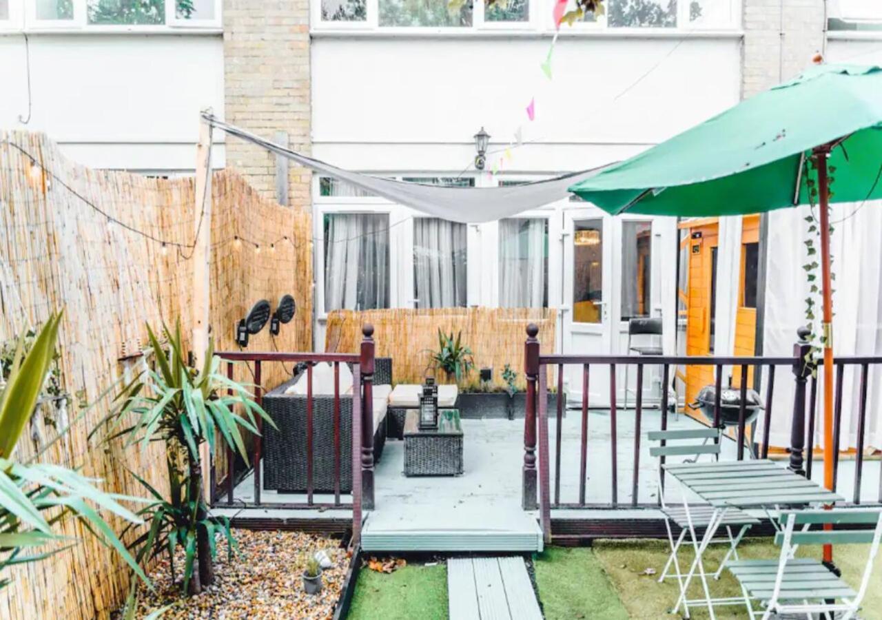 3bed 2bath With Garden Sauna & Hot Tub *